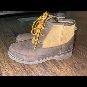 Boys UGG Bradley boots
